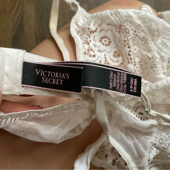 Victoria's Secret Ivory Lace Lace-Up Bralette Bodysuit - Picture 4 of 5